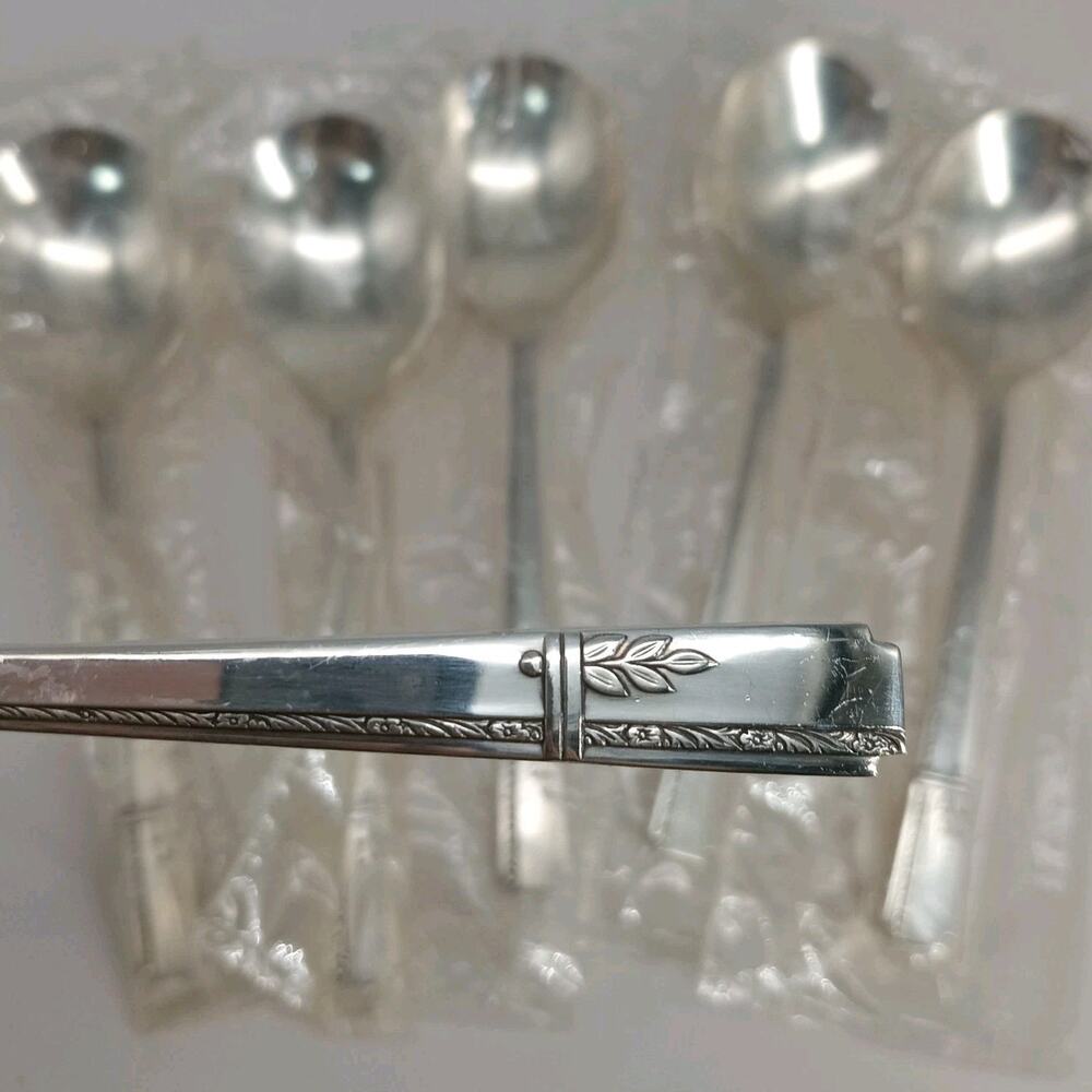 6X SS Oneida Prestige GRENOBLE Silverplate Soup Spoons 1 Used Rest New